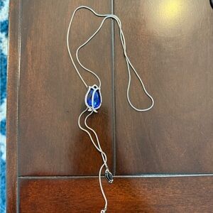 Elegant Blue Pendant Necklace